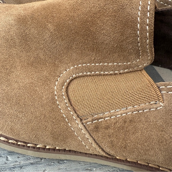 Florsheim Men's Light Brown Slip On Suede Leather Loafers 9M - Picture 6 of 14